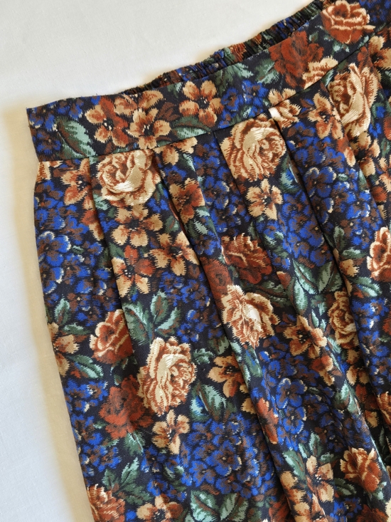 Vintage Dresses & Skirts - Vintage Women's Floral Pleated Skirt - Blue & Rust 1970s Mod